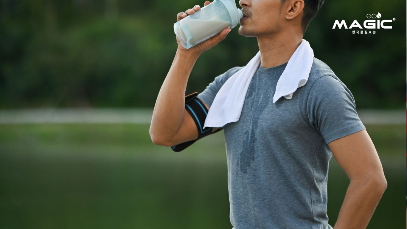 Máy xay sinh tố mini cho người tập gym: Giải pháp tiện lợi cho lối sống năng động 1